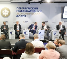 ПМЭФ-2023: Михаил Ермолаев принял участие в сессии о КИИ